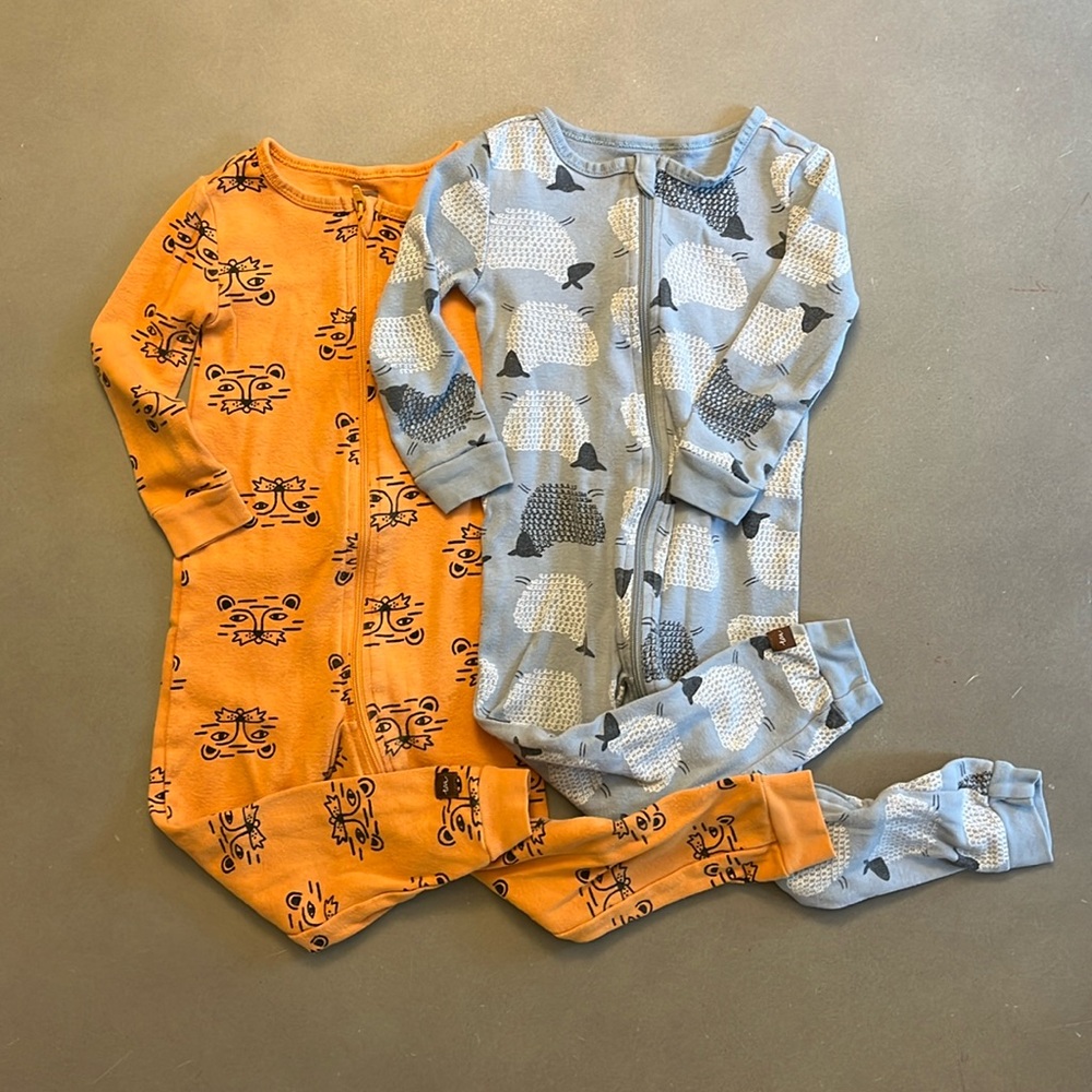 Set of 2 Tea Sleep Tight Zip Pajamas